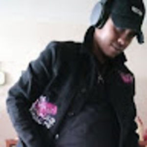 Meet your Posher, Devin